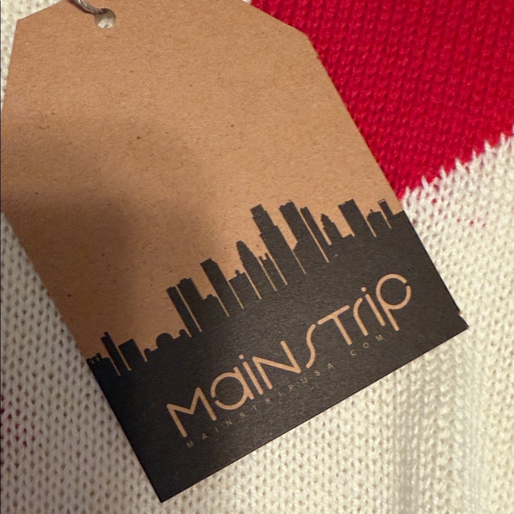 Main Strip Cream Sweater with Red Hearts NWT! - Picture 6 of 16